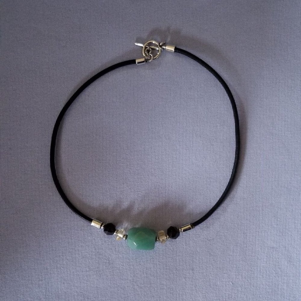 Green aventurine, black agate faceted & glass accent beads choker necklace